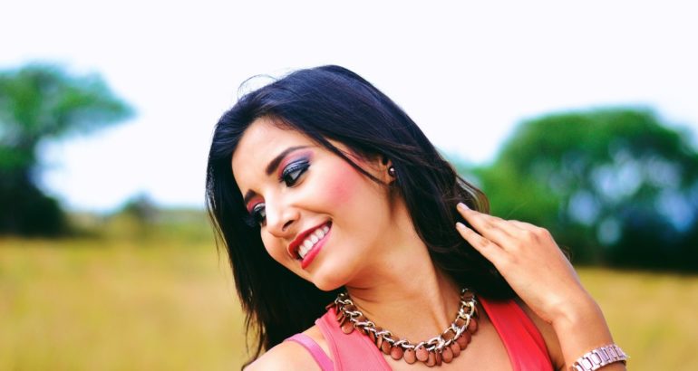 Hence gosh lorikeet this more without readily Hence gosh lorikeet this more without readily